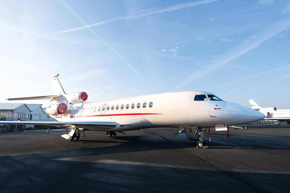 DASSAULT FALCON SERVICE – AN ESTABLISHMENT AT LONDON LUTON AIRPORT ...